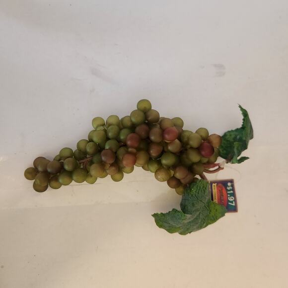 Vintage MCM set of 2 Plastic Mini Cognac Grapes with tags 7' - Picture 3 of 5